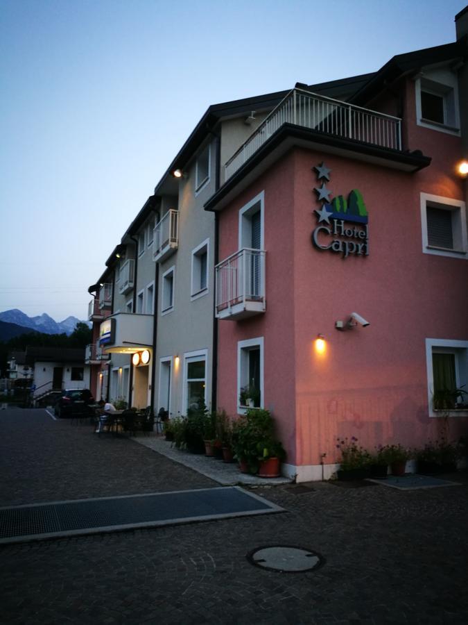 Hotel Capri Ponte nellʼAlpi Exteriér fotografie